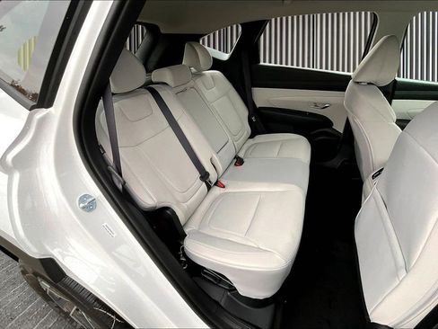 New 2026 Hyundai Tucson Blue SE image 11