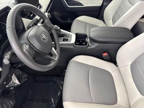 Used 2025 Toyota RAV4 XLE Premium w/ Weather Package AWD/4WD image 24