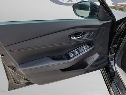 Used 2023 Honda Accord Touring image 14