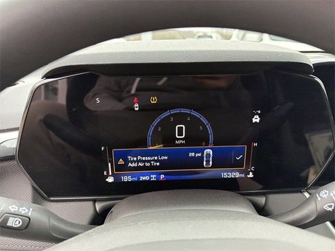 Used 2025 Chevrolet TrailBlazer LS w/ LS Convenience Package image 17