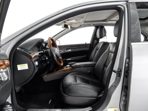 Used 2013 Mercedes-Benz S 550 4MATIC image 39
