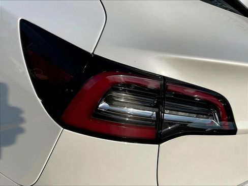 Used 2021 Tesla Model 3 Standard Range Plus RWD image 22