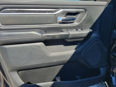 Used 2019 RAM 1500 Big Horn AWD/4WD image 17