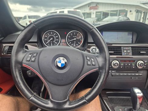 Used 2012 BMW 328i Convertible RWD image 19