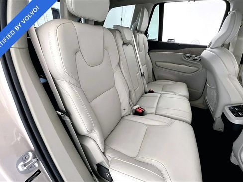 Used 2024 Volvo XC90 B6 Ultimate w/ Protection Package Premier AWD/4WD image 31