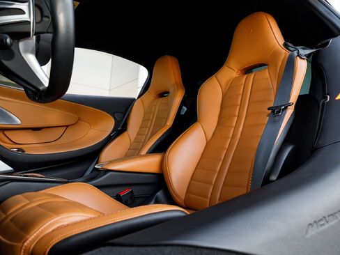 Used 2025 McLaren GTS RWD image 39
