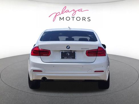 Used 2016 BMW 320i Sedan RWD image 6