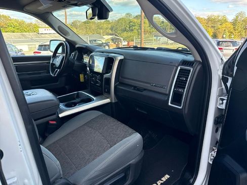 Used 2018 RAM 1500 Big Horn image 25