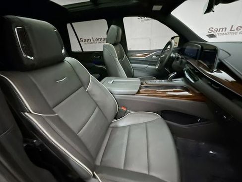 Used 2023 Cadillac Escalade Premium Luxury w/ LPO, Radiant Package image 32