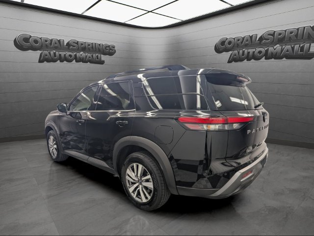 Certified 2026 Nissan Pathfinder SL FWD image 5