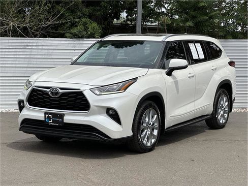 Used 2020 Toyota Highlander Limited AWD/4WD image 7