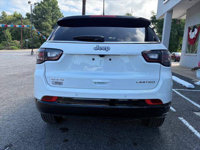 Certified 2025 Jeep Compass Limited w/ Elite Group AWD/4WD image 8