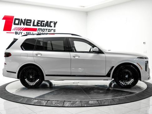 Used 2025 BMW ALPINA XB7 AWD/4WD image 9
