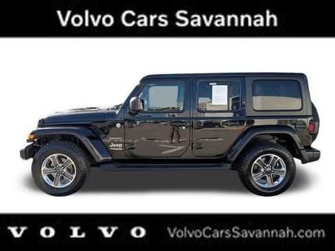 Used 2021 Jeep Wrangler Unlimited Sahara image 9