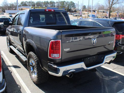 Used 2018 RAM 1500 Laramie w/ Convenience Group image 6