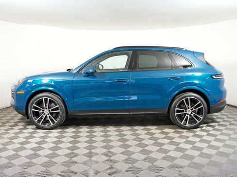 New 2026 Porsche Cayenne image 2
