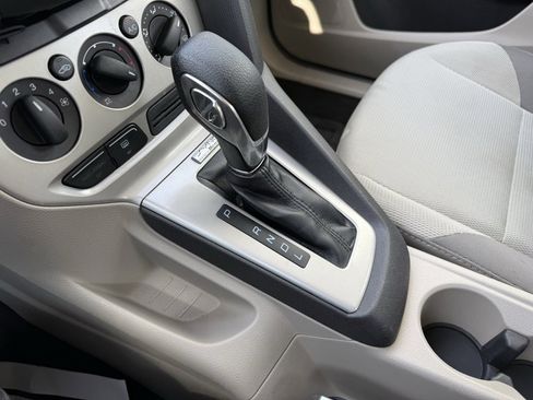 Used 2013 Ford Focus SE image 25