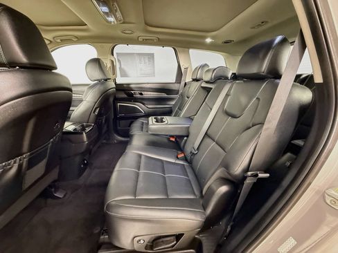 Used 2023 Kia Telluride SX Prestige X-Pro AWD/4WD image 26