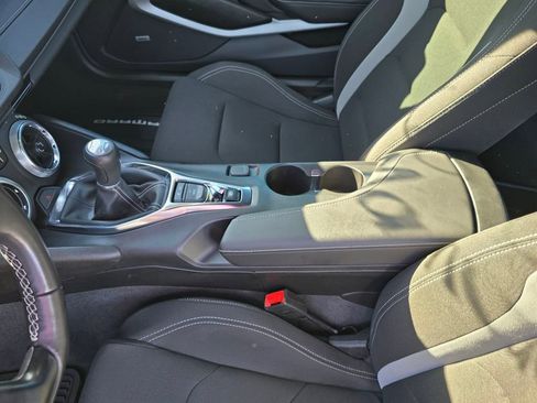 Used 2024 Chevrolet Camaro LT w/ Technology Package image 26