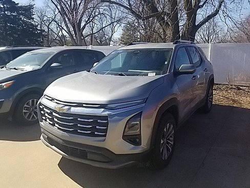 Certified 2025 Chevrolet Equinox LT w/ Convenience Package II image 10