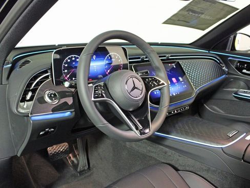 Certified 2025 Mercedes-Benz E 350 4MATIC Sedan image 14