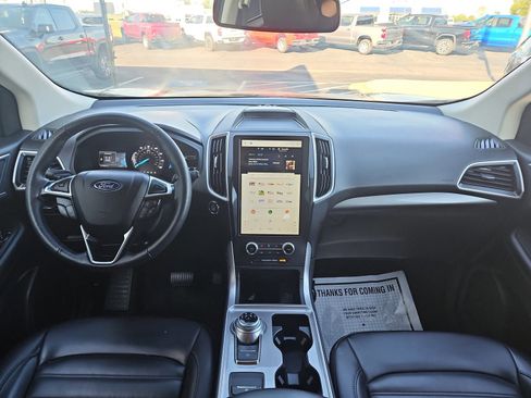 Used 2024 Ford Edge SEL image 6