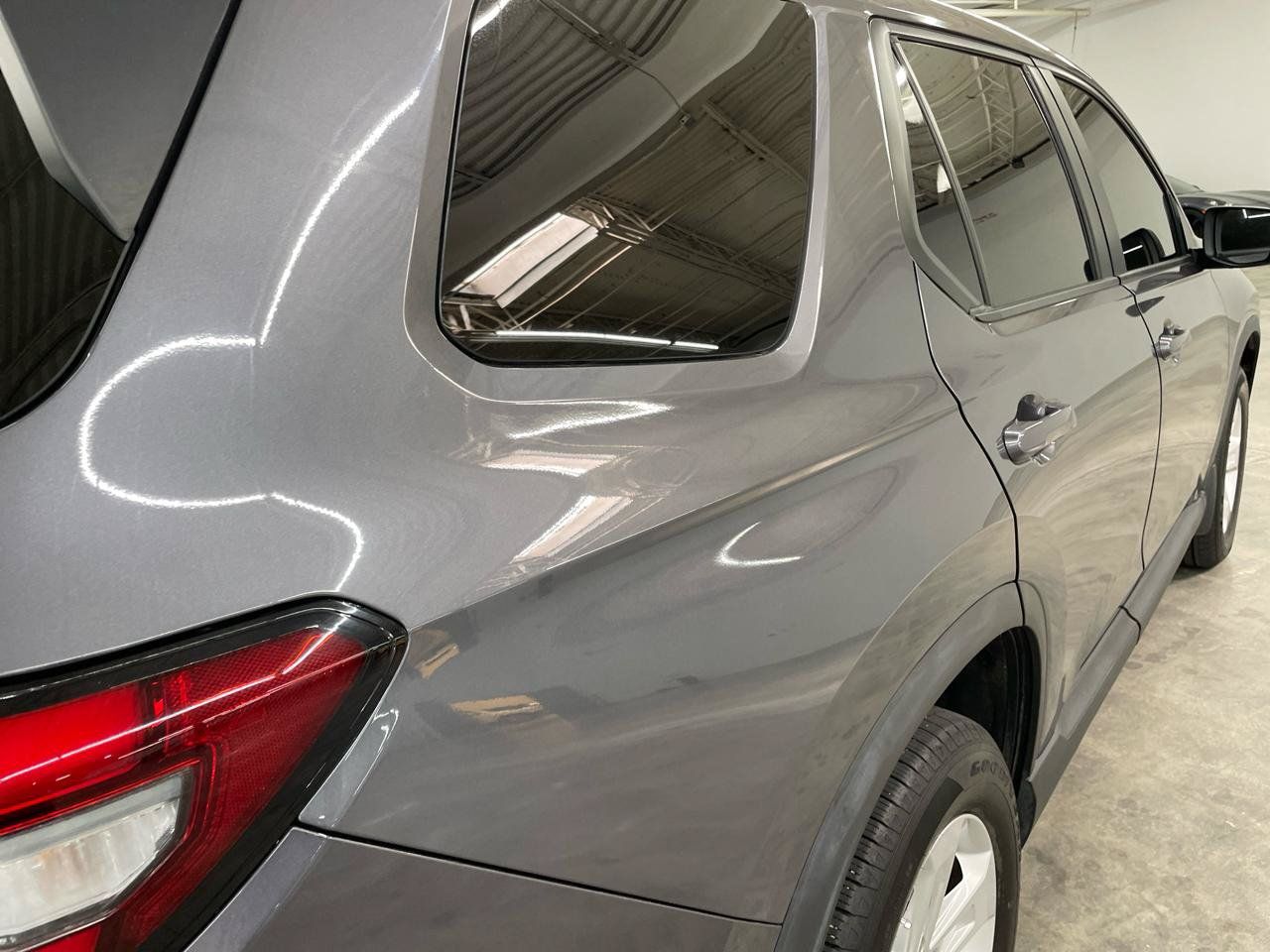 Used 2023 Honda Pilot LX image 8