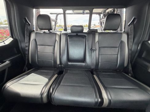 Used 2018 Ford F150 Raptor w/ Equipment Group 802A Luxury AWD/4WD image 37