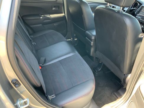 Used 2022 Mitsubishi Outlander Sport SE FWD image 26