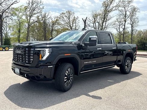 New 2026 GMC Sierra 2500 Denali Ultimate image 4
