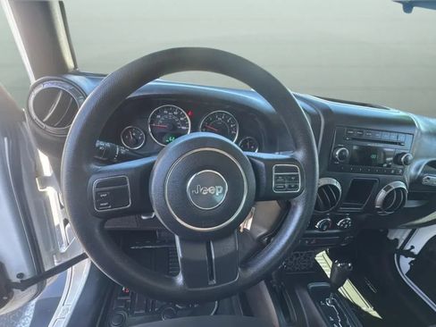 Used 2015 Jeep Wrangler Sport AWD/4WD image 22