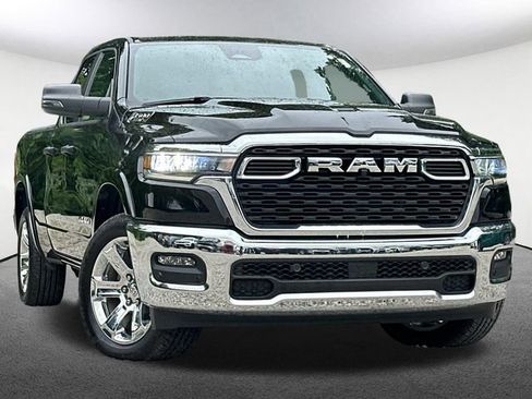 Certified 2025 RAM 1500 Big Horn AWD/4WD image 2