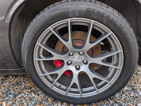 Used 2014 Dodge Challenger SRT8 Core w/ Satin Vapor Edition RWD image 9