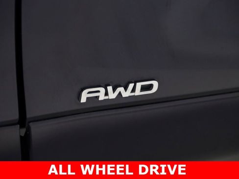 Used 2021 Toyota Highlander Platinum image 28