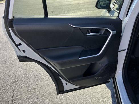 Certified 2024 Toyota RAV4 XLE image 22