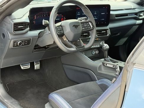 New 2025 Ford Mustang Dark Horse image 7