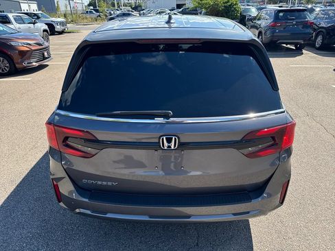 Used 2025 Honda Odyssey EX-L image 6