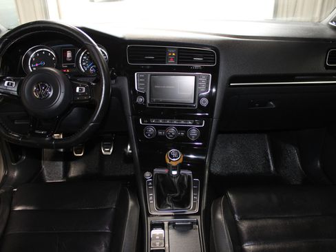 Used 2016 Volkswagen Golf R 4-Door w/ Driver Assistance Package AWD/4WD image 12