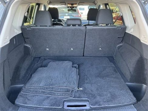 Used 2024 Nissan Rogue SV image 16