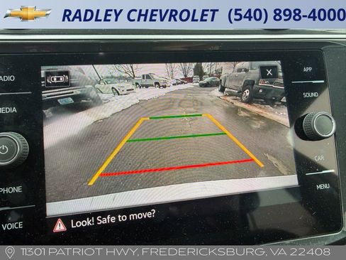 Used 2024 Volkswagen Tiguan S image 32