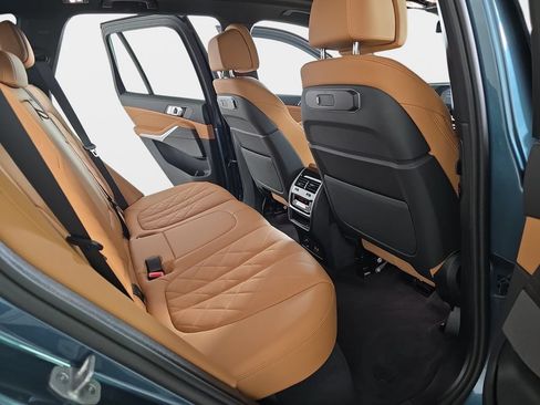 Certified 2026 BMW X5 xDrive40i AWD/4WD image 10
