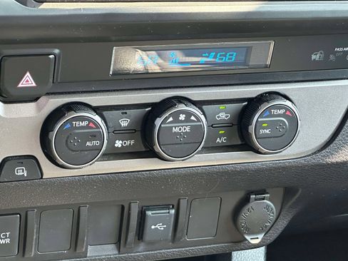 Used 2021 Toyota Tacoma SR AWD/4WD image 18