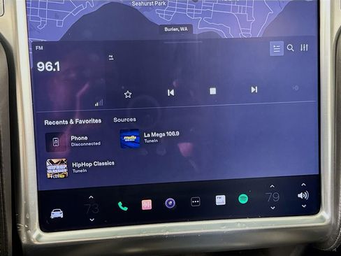 Used 2016 Tesla Model X P90D image 36