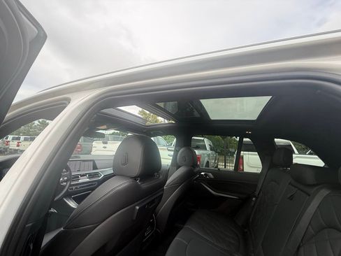 Used 2023 BMW X5 xDrive45e w/ Executive Package AWD/4WD image 32
