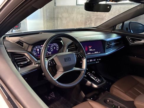 Used 2023 Audi Q4 e-tron Prestige AWD/4WD image 4
