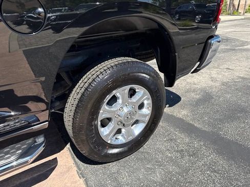 Used 2025 RAM 2500 Big Horn AWD/4WD image 12