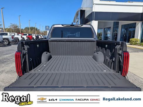 Used 2023 Toyota Tundra Limited image 8