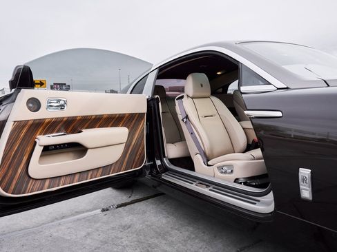 Used 2014 Rolls-Royce Wraith image 26