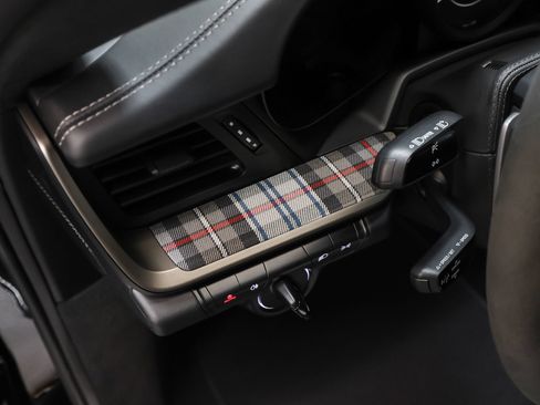 Certified 2025 Porsche 911 Turbo S AWD/4WD image 67