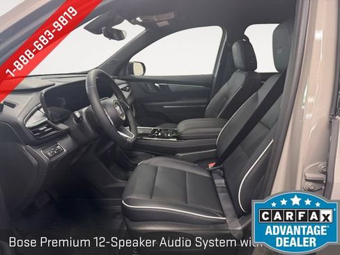 Used 2027 Buick Enclave Sport Touring w/ Power Package AWD/4WD image 8